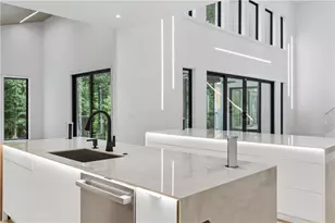 1000 Clementstone N E Dr, Sandy Springs, GA 30342 - Photo 11
