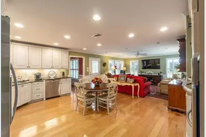 2012 Wynciliff Court, Buford, GA 30519 - Photo 9