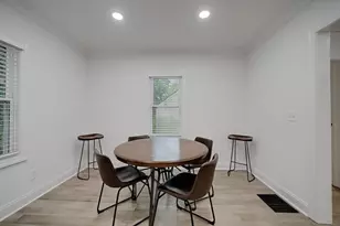 593 Lynnhaven Dr SW, Atlanta, GA 30310 - Photo 17