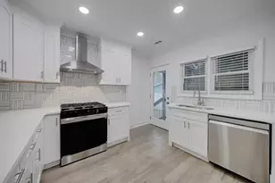 593 Lynnhaven Dr SW, Atlanta, GA 30310 - Photo 13