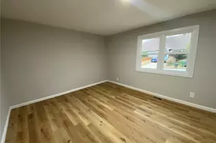 951 Tilden St NW, Atlanta, GA 30318 - Photo 5
