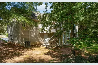 544 Academy Woods Drive, Jefferson, GA 30549 - Photo 3