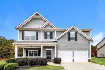 320 Fern Court, Hoschton, GA 30548 - Photo 1