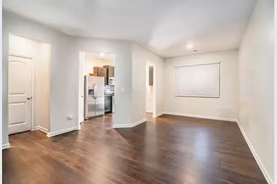 5642 Union Pointe Drive, Union City, GA 30291 - Photo 9