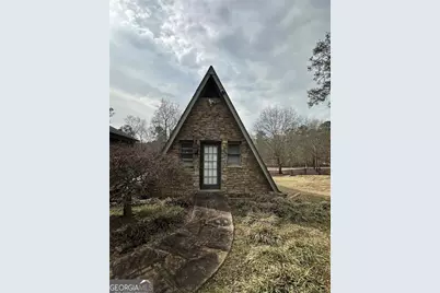 4984 Donald Drive, Loganville, GA 30052 - Photo 1