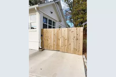 1927 S Gordon Street SW, Atlanta, GA 30310 - Photo 5