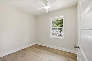353 Roxbury Dr, Riverdale, GA 30274 - Photo 11