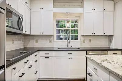 2509 Sharondale Drive NE, Atlanta, GA 30305 - Photo 11