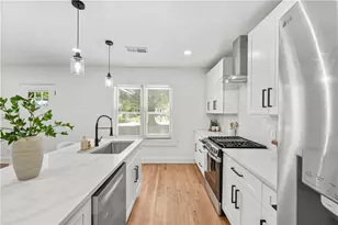 1023 Byron Dr SW, Atlanta, GA 30310 - Photo 9