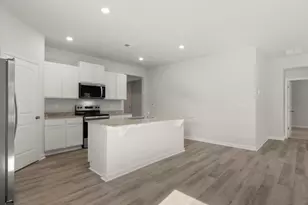 2941 Holden St, Gainesville, GA 30507 - Photo 9
