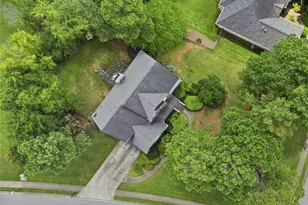 843 Bentwater Dr, Acworth, GA 30101 - Photo 45