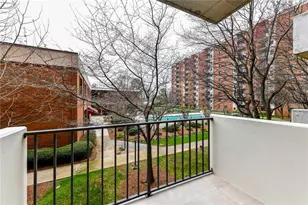 300 Johnson Ferry Rd, Sandy Springs, GA 30328 - Photo 17