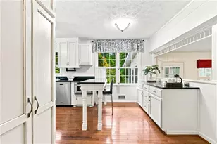 11555 Northgate Way, Roswell, GA 30075 - Photo 17