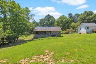 5988 Shadburn Ferry Rd, Buford, GA 30519 - Photo 13