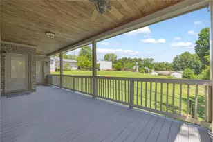 5988 Shadburn Ferry Rd, Buford, GA 30519 - Photo 81