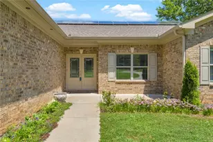5988 Shadburn Ferry Rd, Buford, GA 30519 - Photo 23