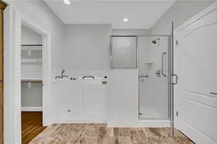 5988 Shadburn Ferry Rd, Buford, GA 30519 - Photo 51