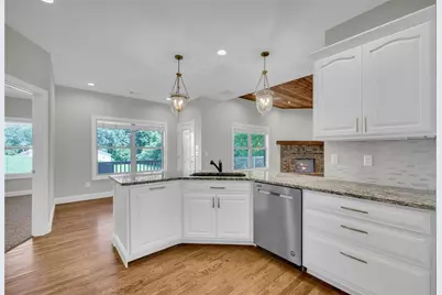 5988 Shadburn Ferry Road, Buford, GA 30519 - Photo 43