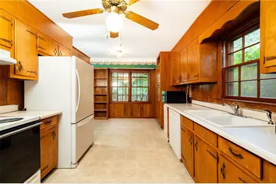 472 Highview Drive SE, Smyrna, GA 30082 - Photo 7