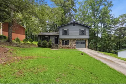 5516 Liberty Road, Union City, GA 30291 - Photo 1