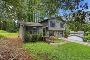 5516 Liberty Rd, Union City, GA 30291 - Photo 3