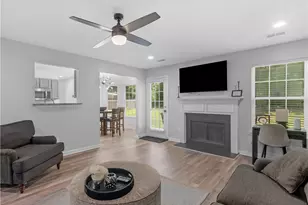 1132 Oak Hollow Ln, Hampton, GA 30228 - Photo 9