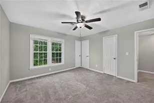 226 High Creek Dr, Roswell, GA 30076 - Photo 5