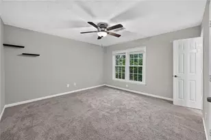 226 High Creek Dr, Roswell, GA 30076 - Photo 9