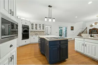 196 Roe Hampton Lane, Stone Mountain, GA 30087 - Photo 13