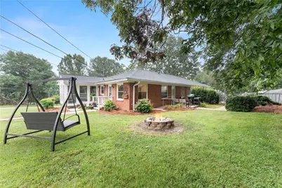 5907 Main Street, Lula, GA 30554 - Photo 7