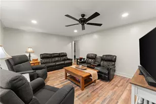 5907 Main St, Lula, GA 30554 - Photo 11