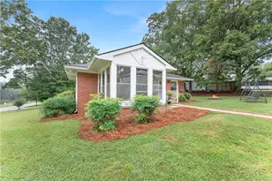 5907 Main St, Lula, GA 30554 - Photo 3
