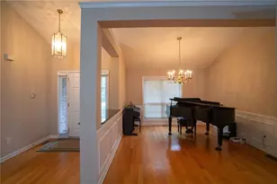 3604 Dunbar Ln, Suwanee, GA 30024 - Photo 5