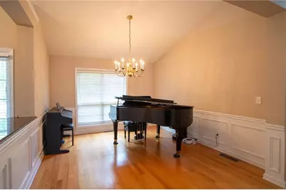 3604 Dunbar Lane, Suwanee, GA 30024 - Photo 3