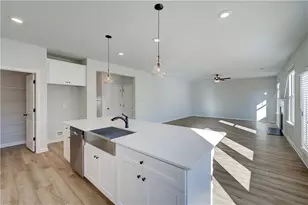 901 Kranston Dr, Locust Grove, GA 30248 - Photo 9