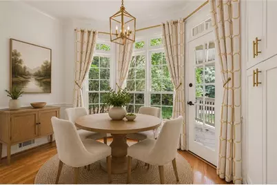 2710 Abbottswell Drive, Johns Creek, GA 30022 - Photo 13