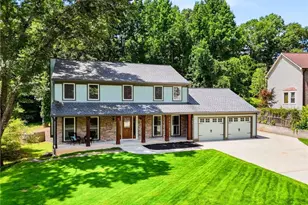 265 Carriage Station Cir, Roswell, GA 30075 - Photo 65