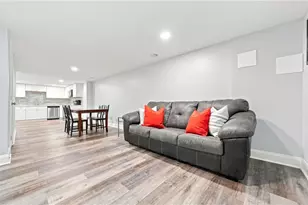 265 Carriage Station Cir, Roswell, GA 30075 - Photo 51