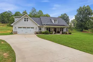 70 Stone Hearth Dr, Cleveland, GA 30528 - Photo 1