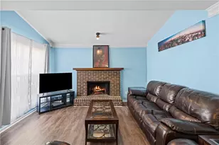 547 Picketts Bend Cir, Marietta, GA 30008 - Photo 3
