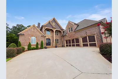 2711 Wildflower Way, Hoschton, GA 30548 - Photo 1