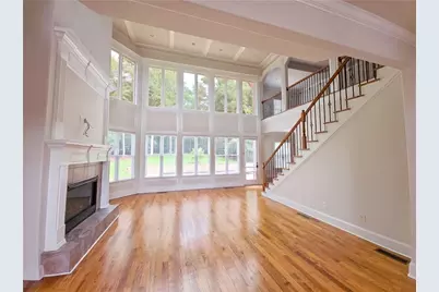 2711 Wildflower Way, Hoschton, GA 30548 - Photo 9