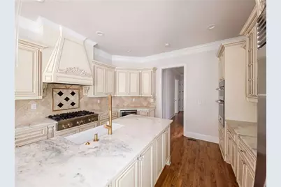 2711 Wildflower Way, Hoschton, GA 30548 - Photo 11