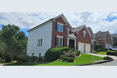 647 Maple Grove Way, Marietta, GA 30066 - Photo 3
