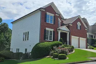 647 Maple Grove Way, Marietta, GA 30066 - Photo 3