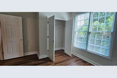 647 Maple Grove Way, Marietta, GA 30066 - Photo 15