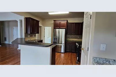647 Maple Grove Way, Marietta, GA 30066 - Photo 11