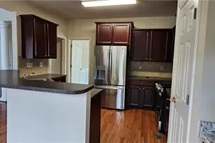 647 Maple Grove Way, Marietta, GA 30066 - Photo 11
