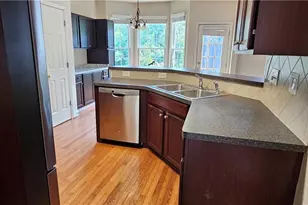 647 Maple Grove Way, Marietta, GA 30066 - Photo 9