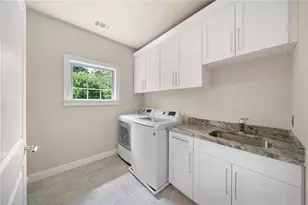 2601 Stoland Dr NE, Brookhaven, GA 30319 - Photo 25